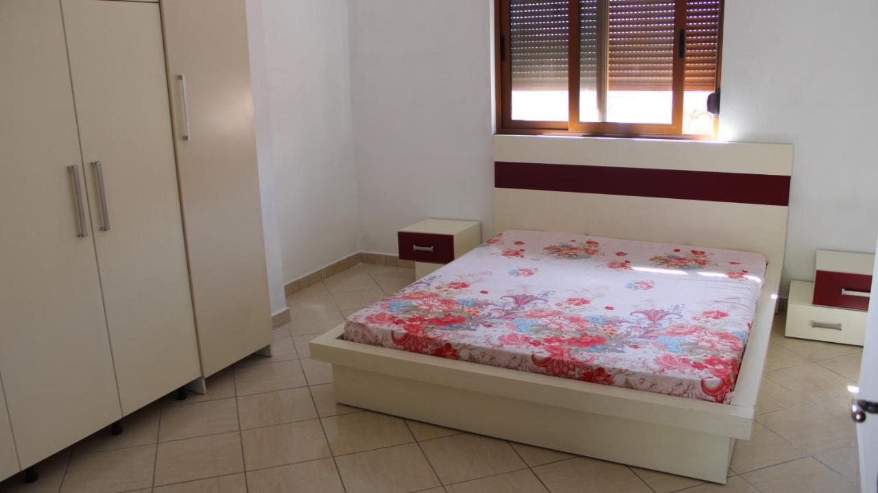 Apartament Bledi's Comfy In New Blvd / Free Parking